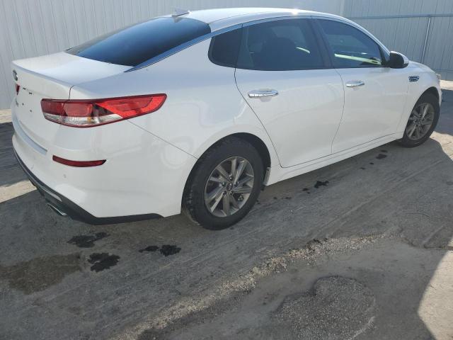 Image 3 of 2019 KIA OPTIMA LX 2019 with VIN 5XXGT4L35KG325098