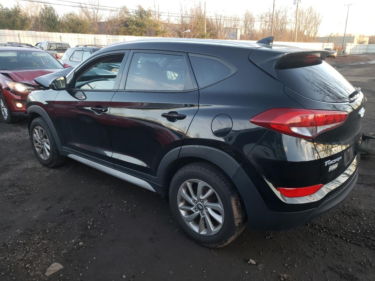 Image 2 of 2018 HYUNDAI TUCSON SEL 2018 with VIN KM8J3CA4XJU700449