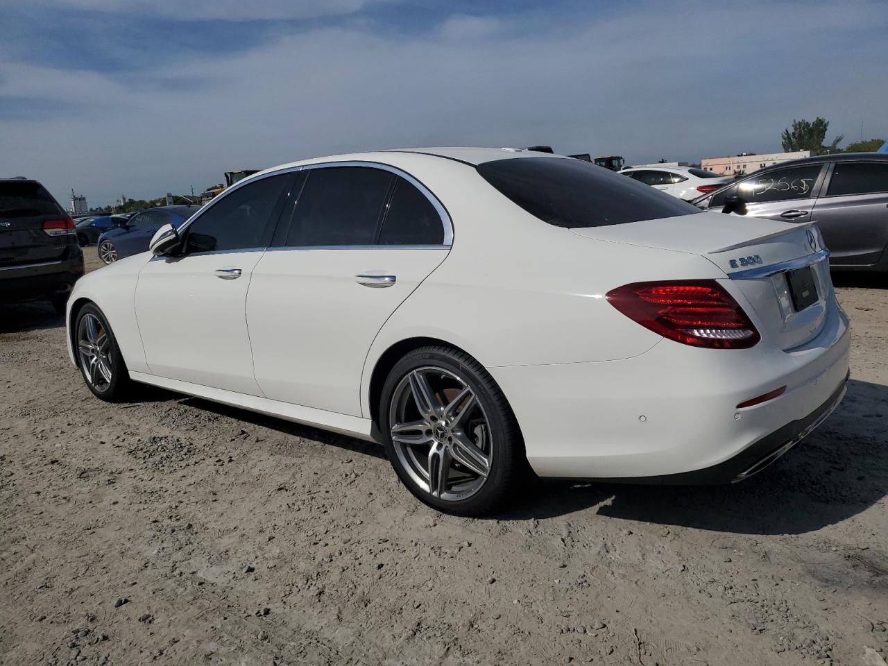 Image 2 of 2019 MERCEDES-BENZ E 300 2019 with VIN WDDZF4JB8KA584650