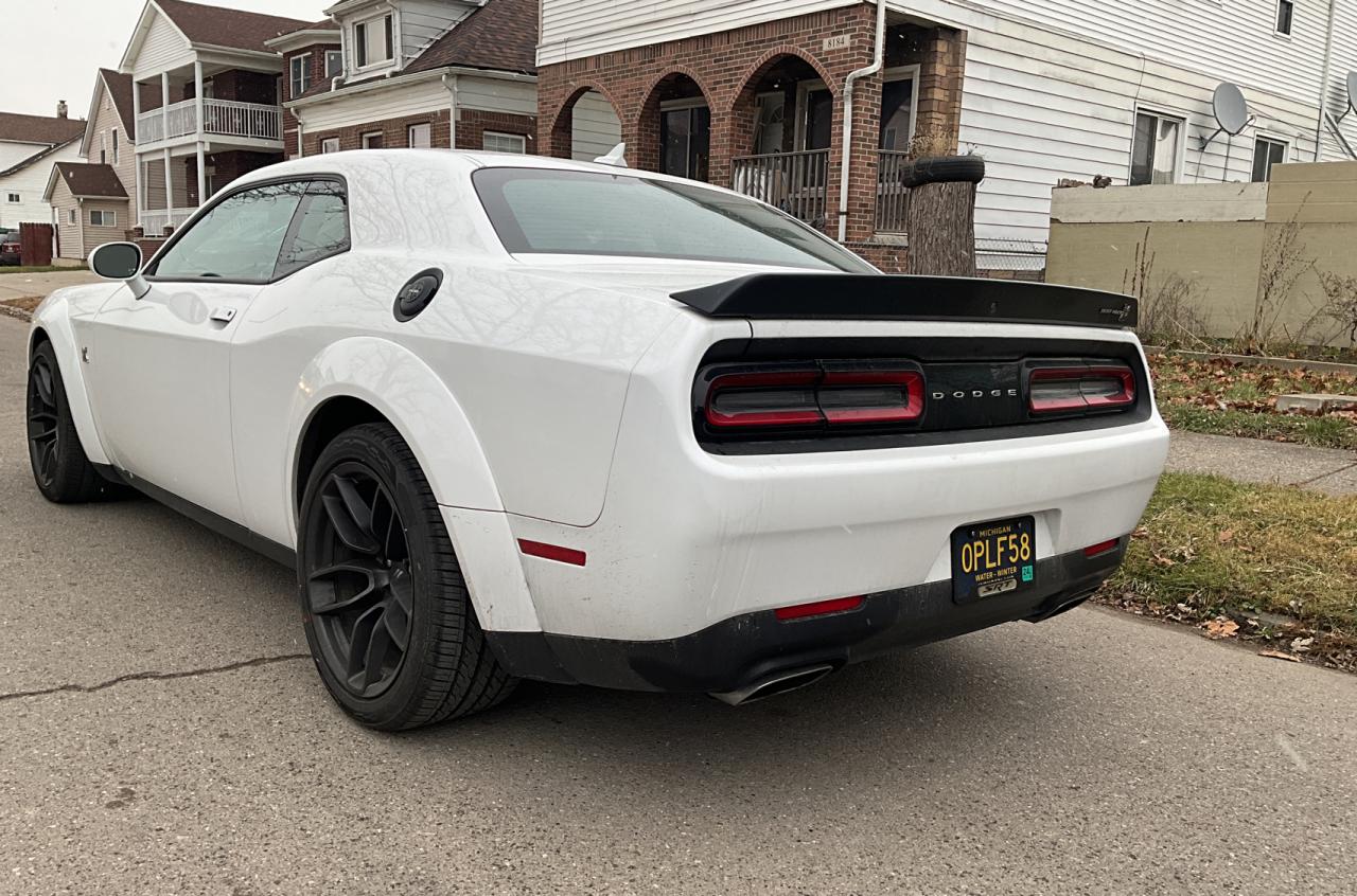 Изображение 3 2022 DODGE CHALLENGER R/T SCAT PACK 2022 с VIN 2C3CDZFJXNH151537