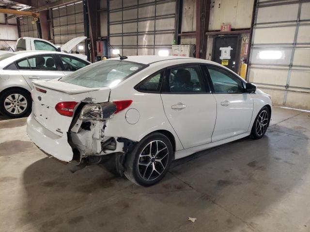 Изображение 3 2015 FORD FOCUS SE 2015 с VIN 1FADP3F20FL239925