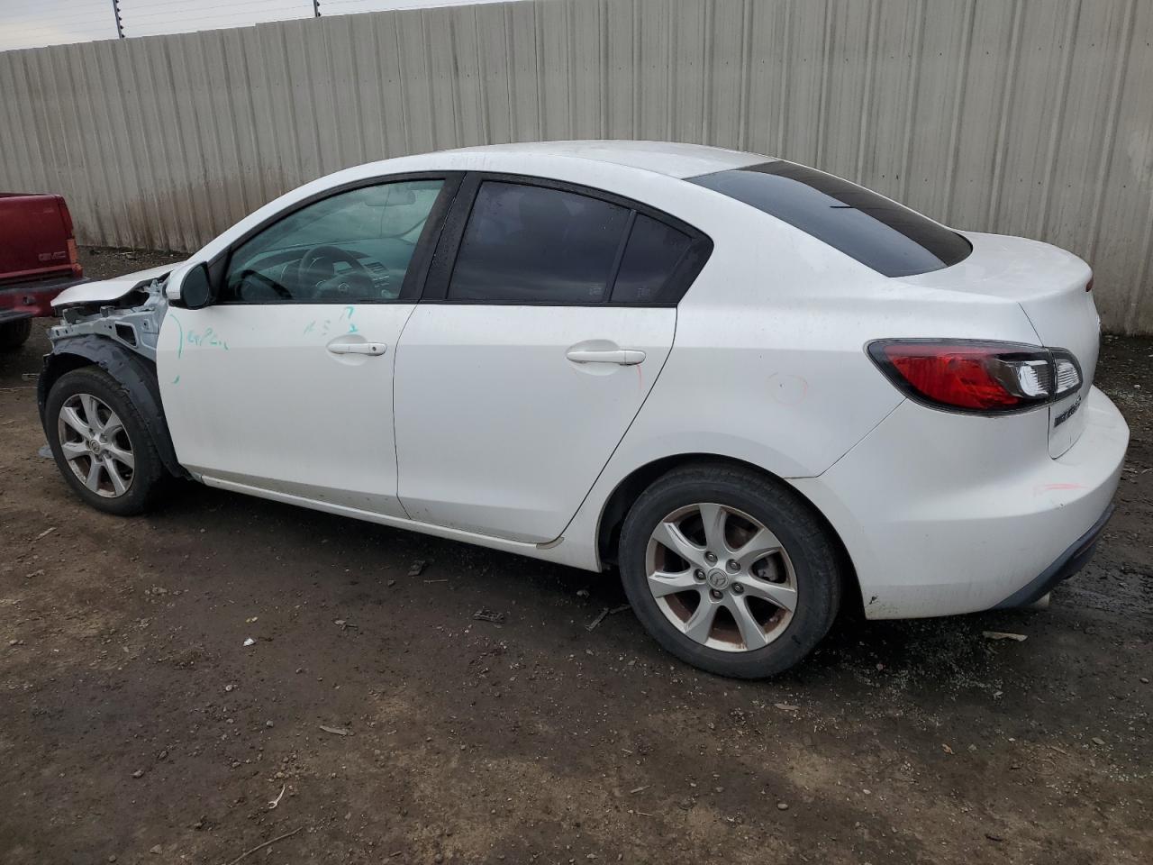 Obraz 2 z 2010 MAZDA 3 I 2010 z VIN JM1BL1SG3A1128423