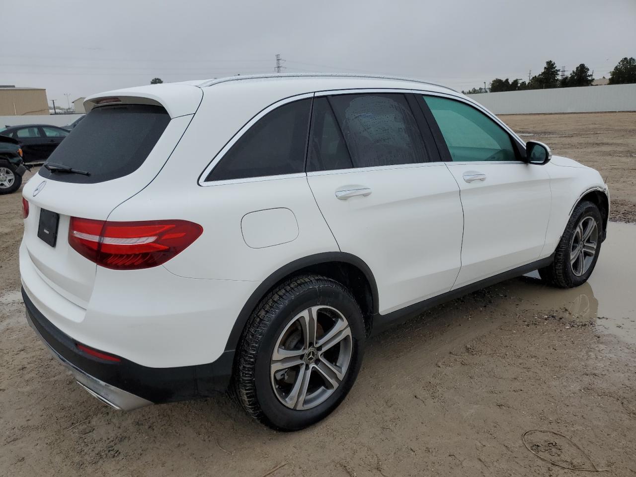 Obraz 3 z 2018 MERCEDES-BENZ GLC 300 2018 z VIN WDC0G4JB2JV079205