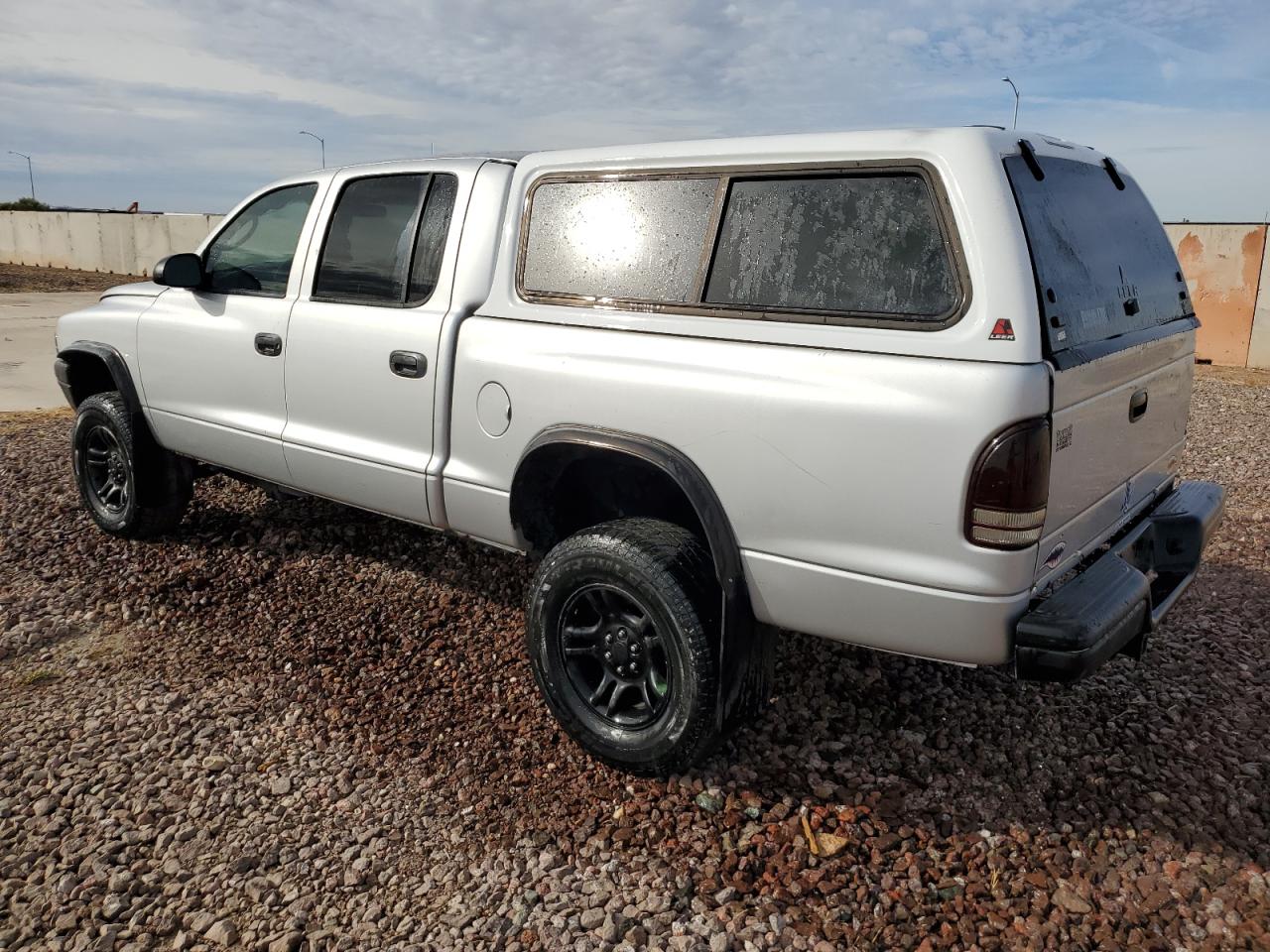 Image 2 of 2004 DODGE DAKOTA QUAD SLT 2004 with VIN 1D7HG48N74S735242