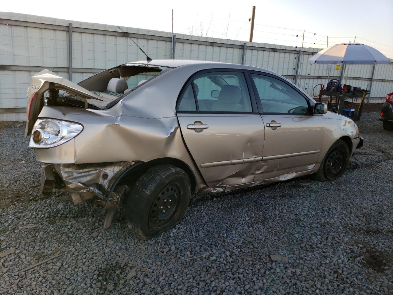 Obraz 3 z 2005 TOYOTA COROLLA CE 2005 z VIN 2T1BR30E25C431173