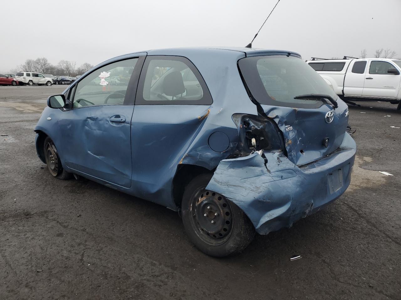 Изображение 2 2009 TOYOTA YARIS  2009 с VIN JTDJT903195251149