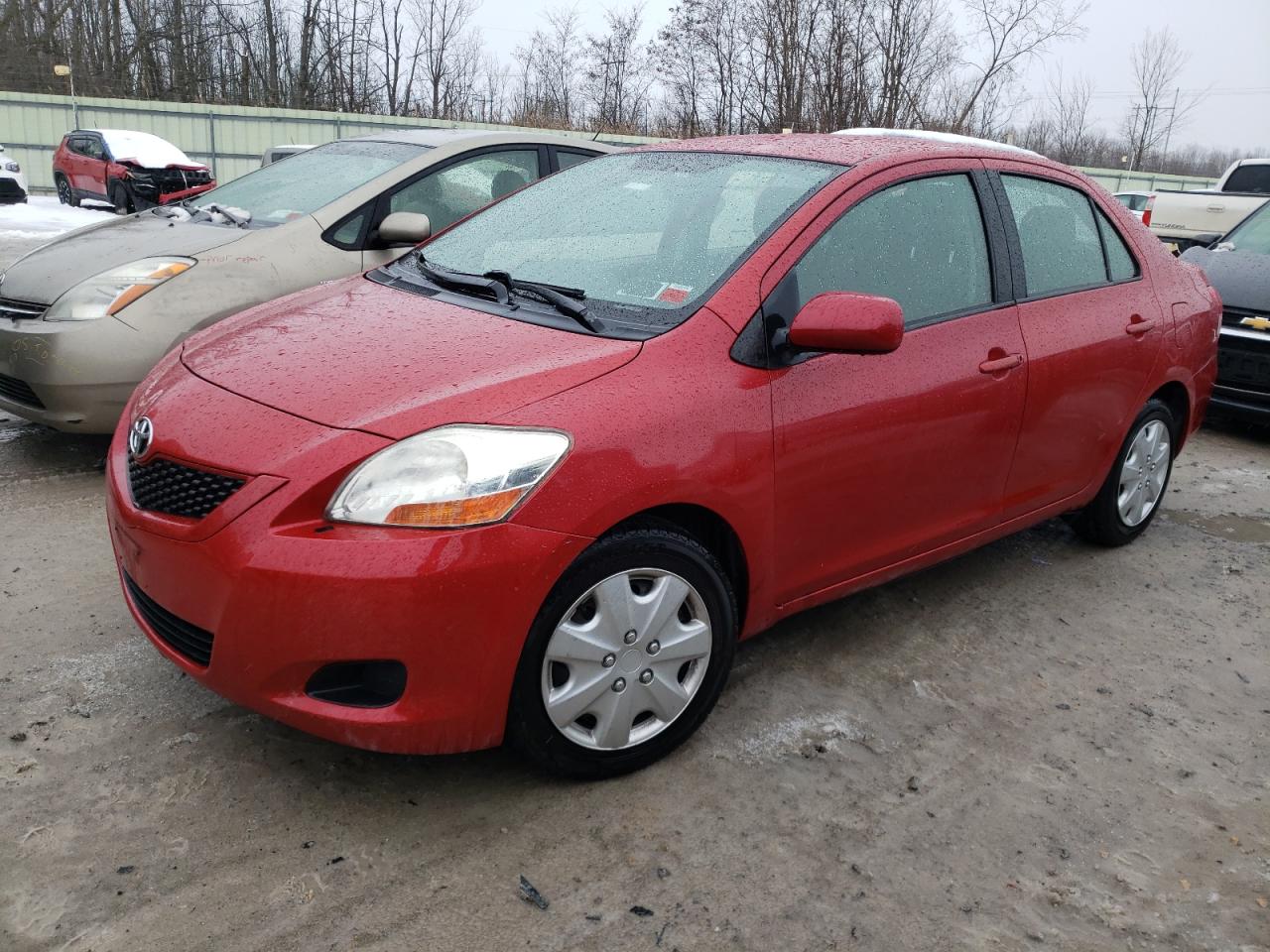 Image 1 of 2011 TOYOTA YARIS  2011 with VIN JTDBT4K39B1402224