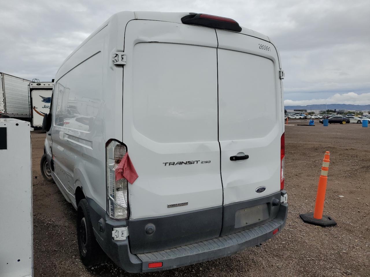Image 2 of 2019 FORD TRANSIT T-250 2019 with VIN 1FTYR2CV4KKA26832