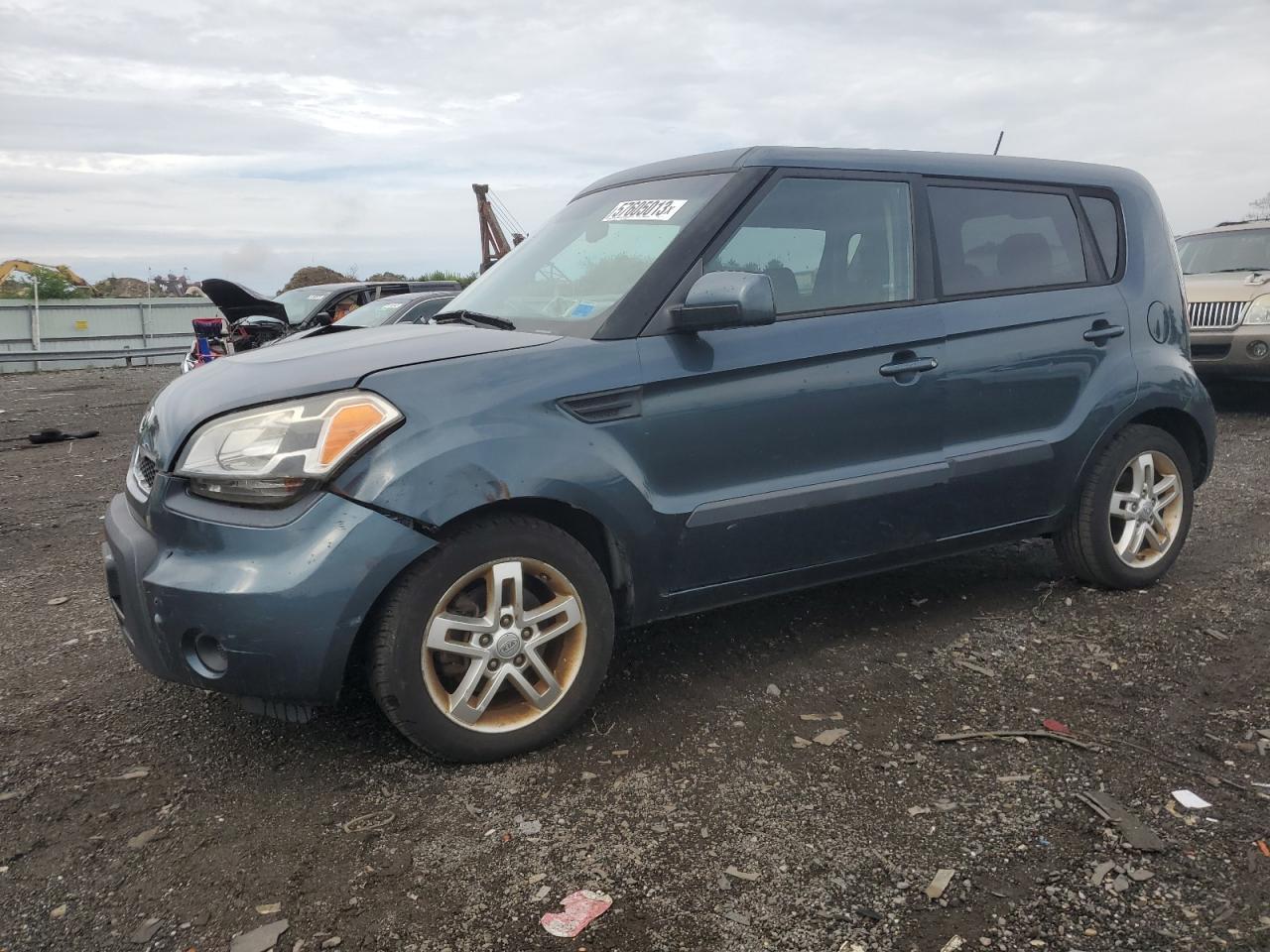 2011 KIA SOUL + 2011 image