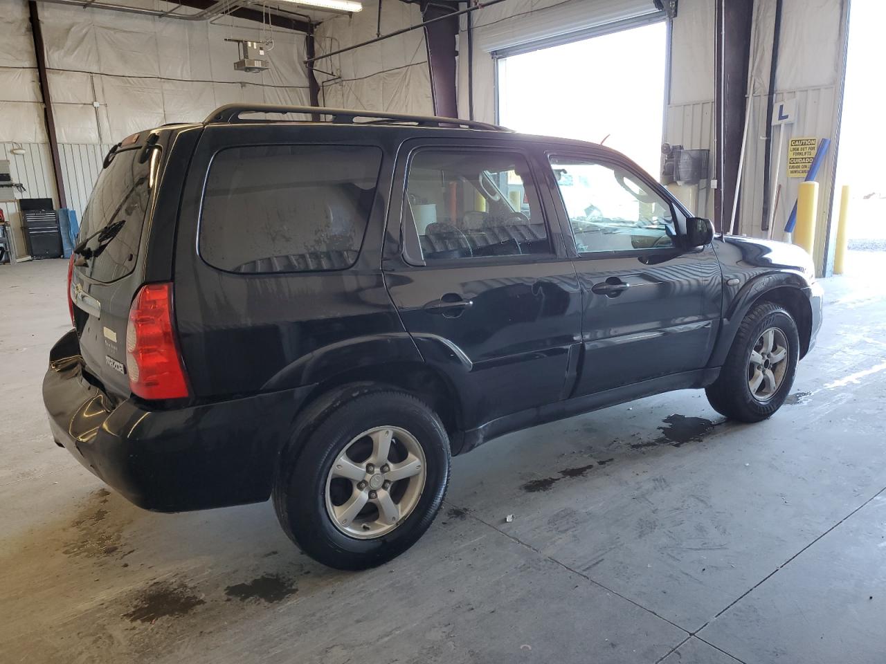 Obraz 3 z 2005 MAZDA TRIBUTE S 2005 z VIN 4F2CZ06175KM36522