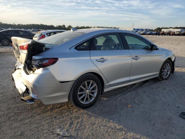Obraz 3 z 2019 HYUNDAI SONATA SE 2019 z VIN 5NPE24AF4KH733927