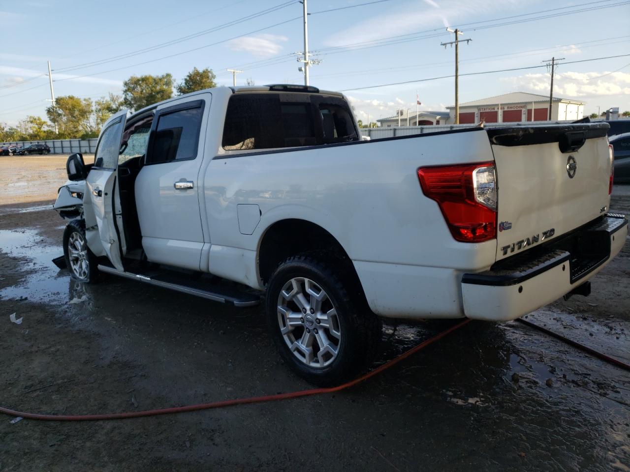 Изображение 2 2017 NISSAN TITAN XD SL 2017 с VIN 1N6BA1F26HN544261