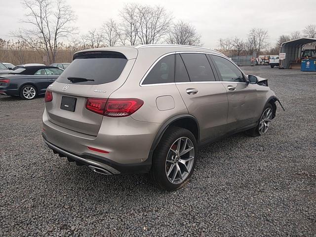 Obraz 3 z 2022 MERCEDES-BENZ GLC 300 4MATIC 2022 z VIN W1N0G8EB7NG087231