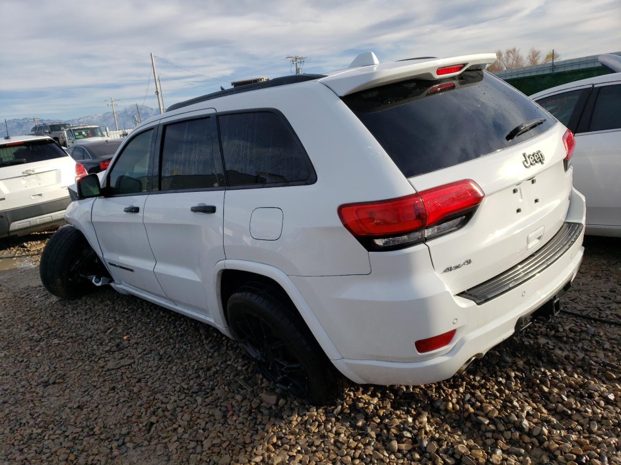 Image 2 of 2020 JEEP GRAND CHEROKEE OVERLAND 2020 with VIN 1C4RJFCG4LC163513