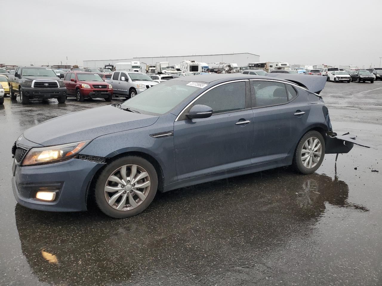 Image 1 of 2015 KIA OPTIMA LX 2015 with VIN 5XXGM4A73FG362790