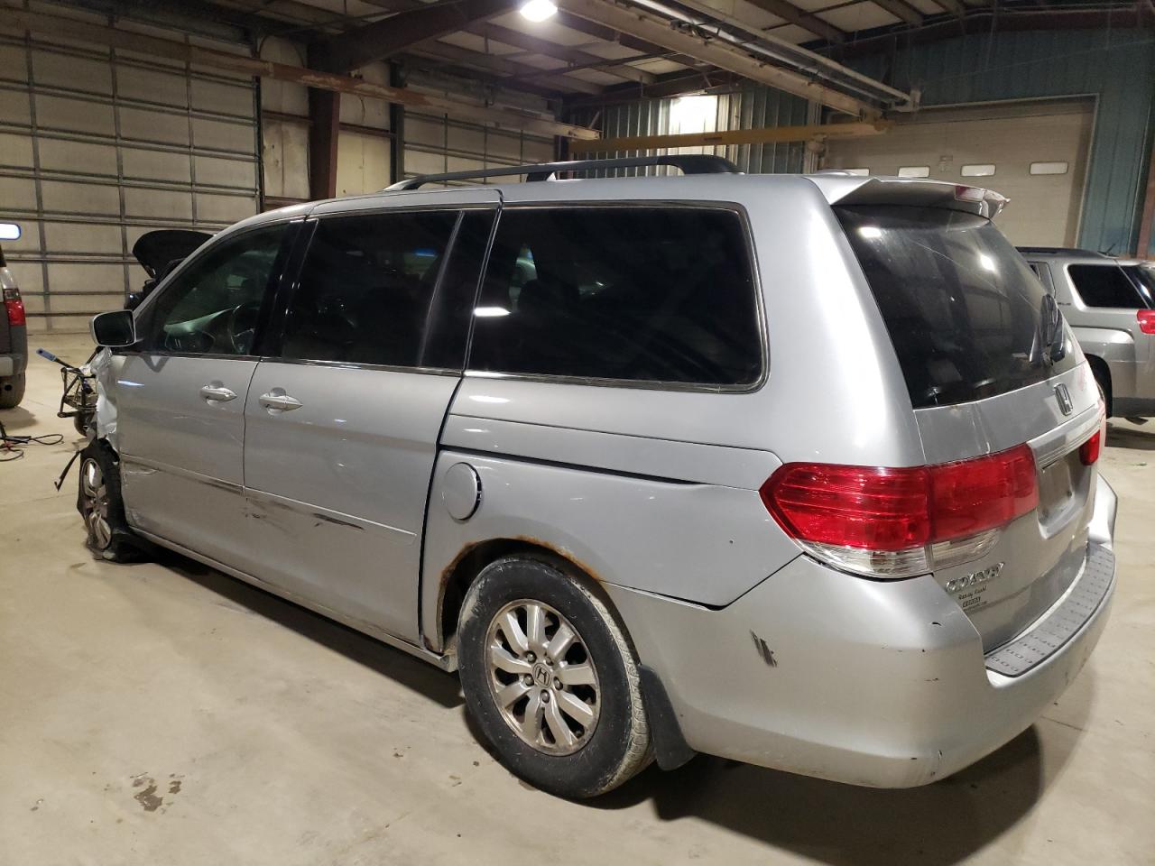 Image 2 of 2010 HONDA ODYSSEY EXL 2010 with VIN 5FNRL3H62AB045324