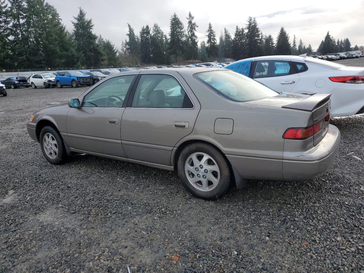 Obraz 2 z 1999 TOYOTA CAMRY LE 1999 z VIN JT2BF28KXX0229491