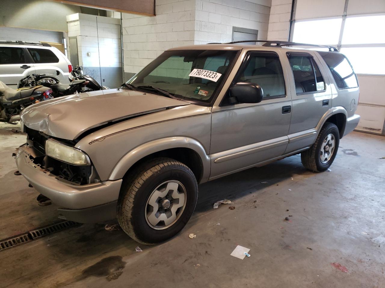 Изображение 1 2004 CHEVROLET BLAZER  2004 с VIN 1GNDT13X74K165472