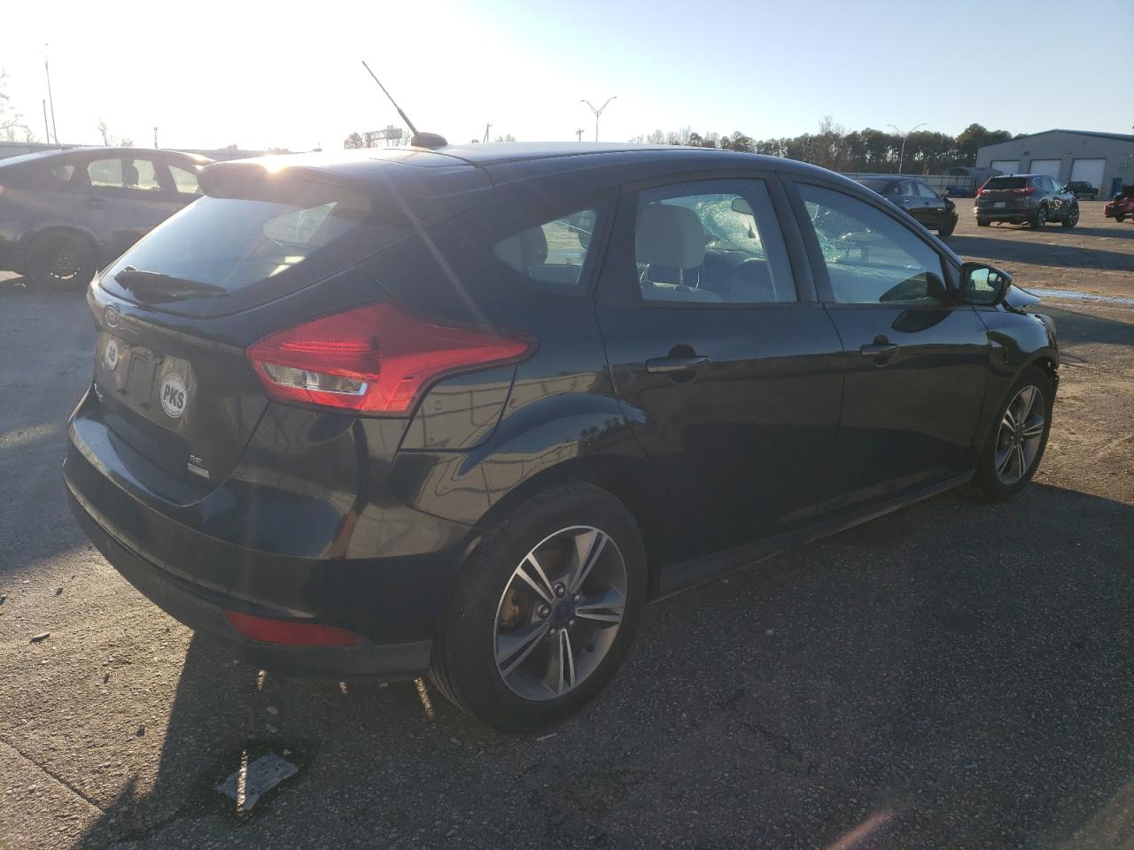 Image 3 of 2016 FORD FOCUS SE 2016 with VIN 1FADP3KE3GL266103