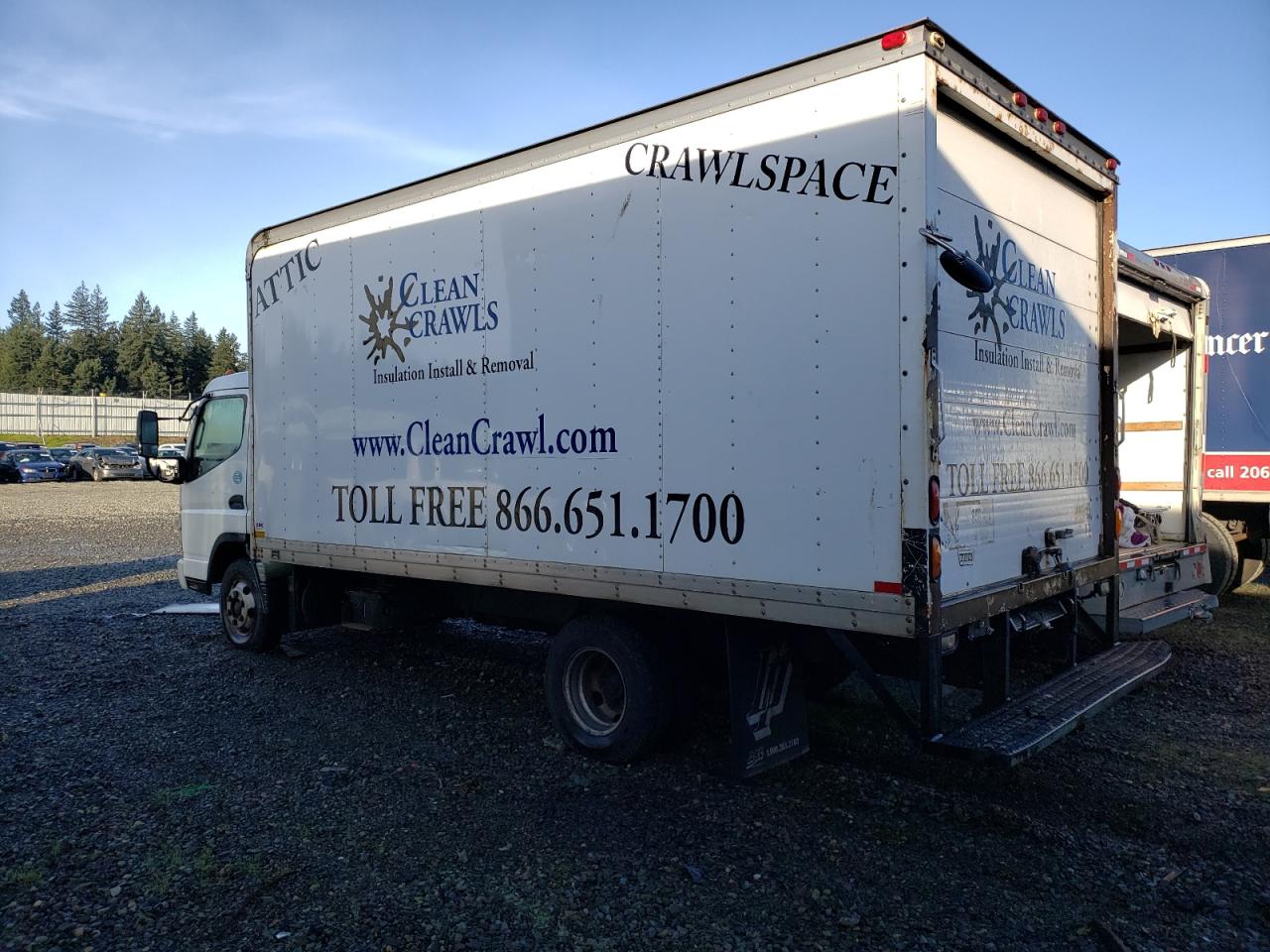 Obraz 2 z 2008 MITSUBISHI FUSO TRUCK OF AMERICA INC FE 84D 2008 z VIN JL6BBG1S18K000110