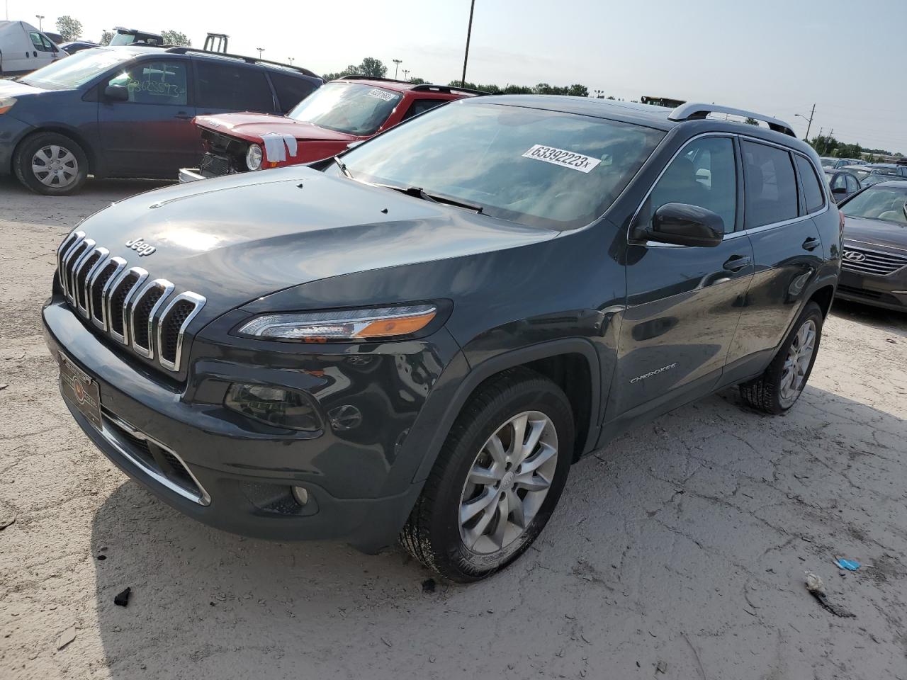 Image 1 of 2018 JEEP CHEROKEE LIMITED 2018 with VIN 1C4PJMDX1JD570156