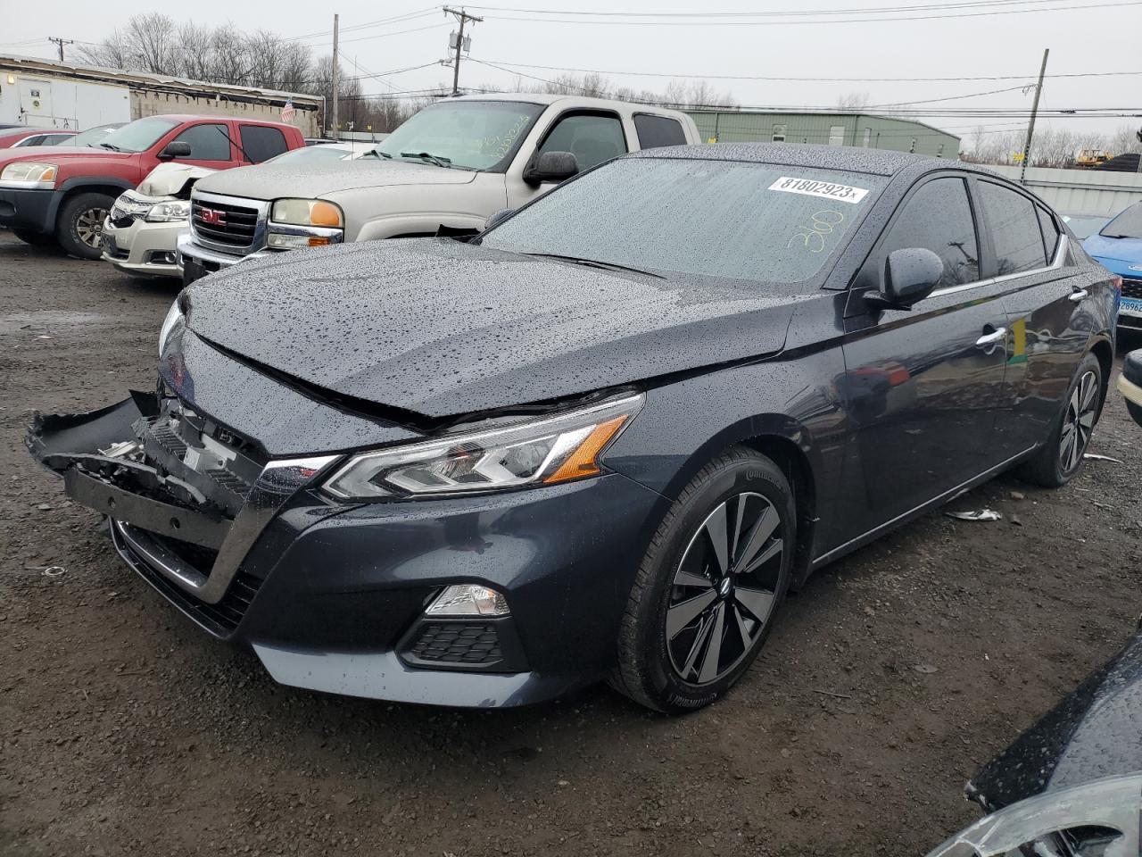 Image 1 of 2022 NISSAN ALTIMA SV 2022 with VIN 1N4BL4DV5NN313316