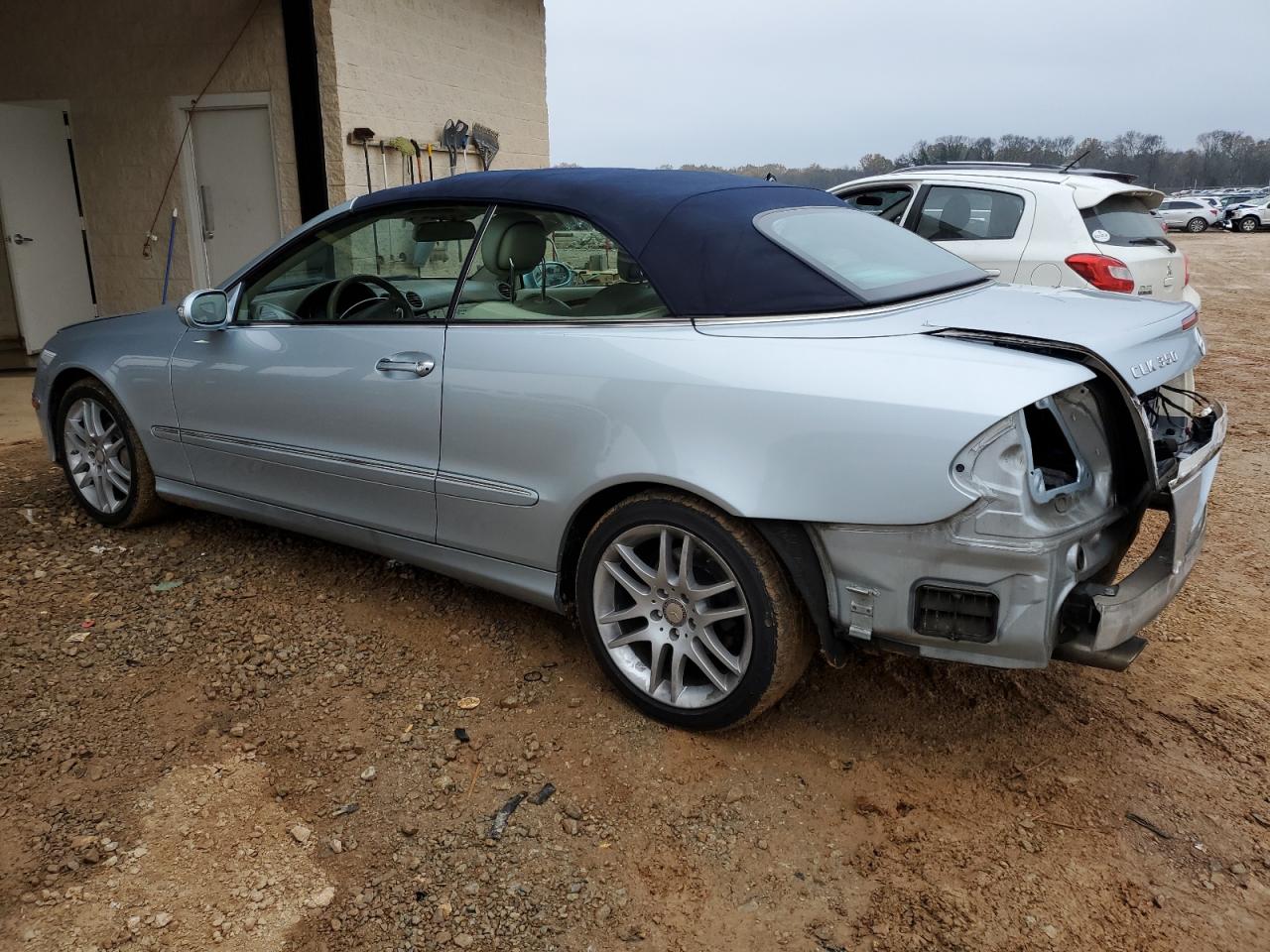 Image 2 of 2008 MERCEDES-BENZ CLK 350 2008 with VIN WDBTK56F78T095746