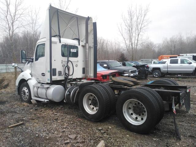 Image 3 of 2017 KENWORTH CONSTRUCTION T680 2017 with VIN 1XKYDP9XXHJ145251