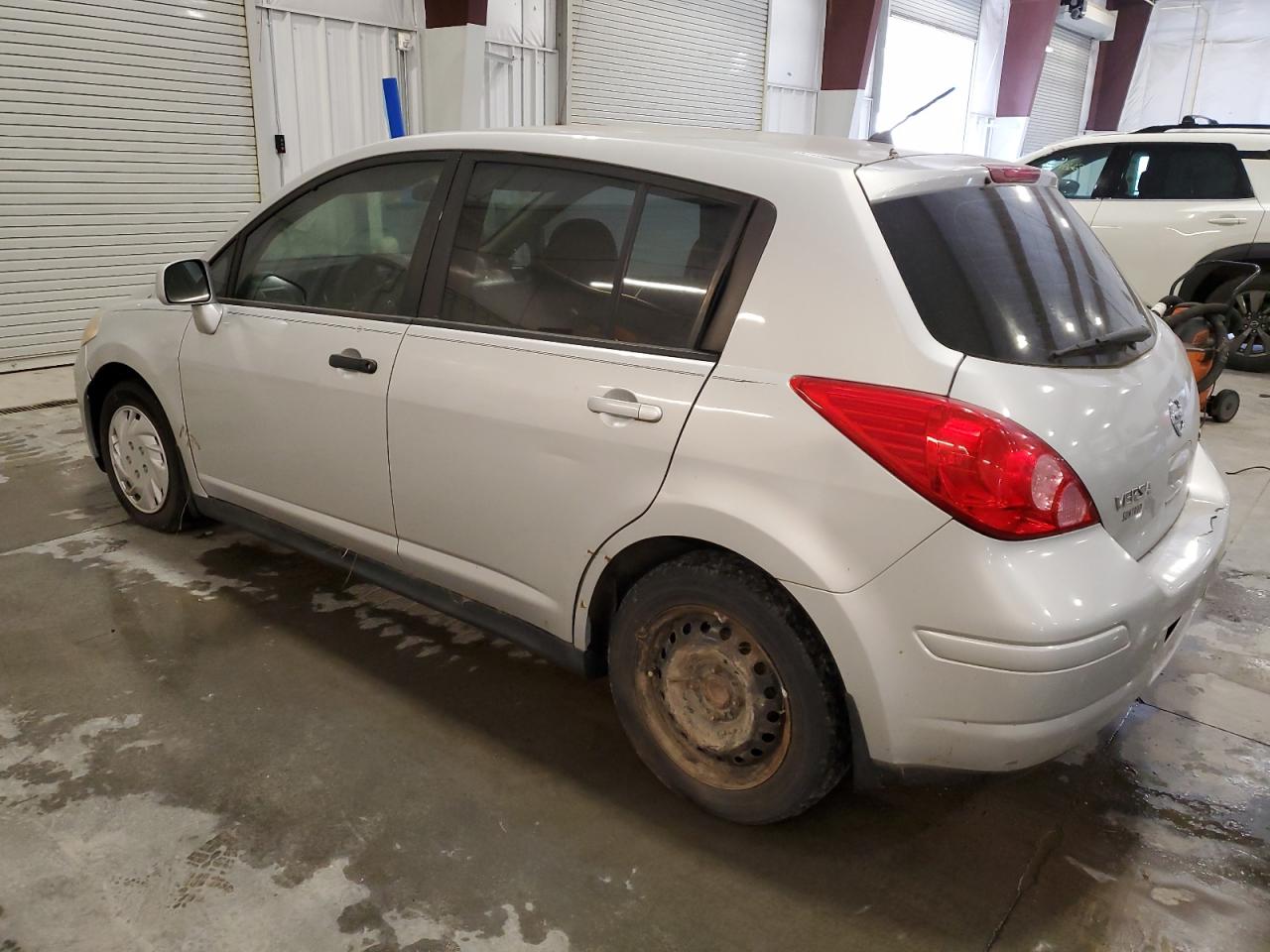 Изображение 2 2007 NISSAN VERSA S 2007 с VIN 3N1BC13E77L405625