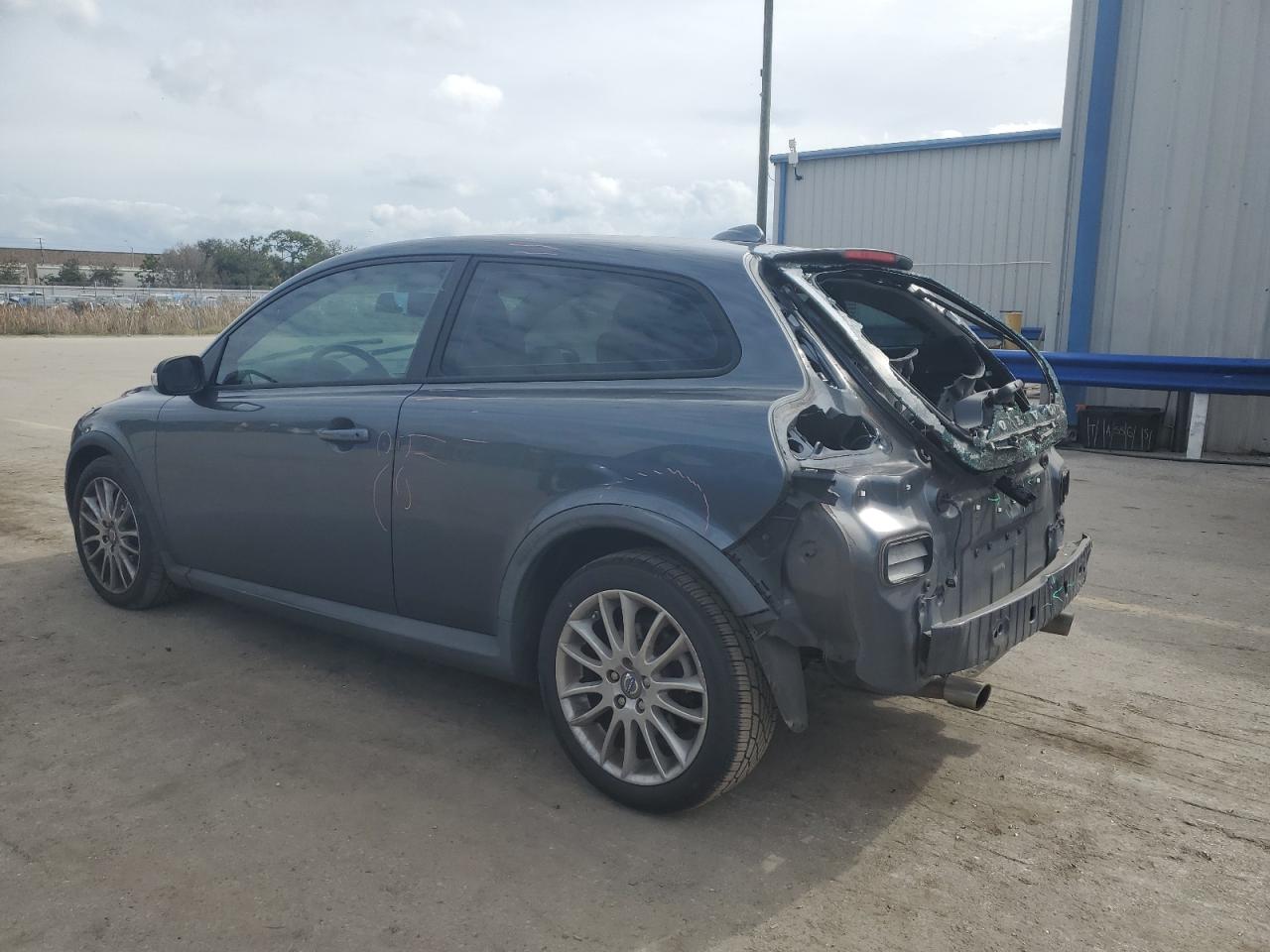 Изображение 2 2010 VOLVO C30 T5 2010 с VIN YV1672MK3A2179955