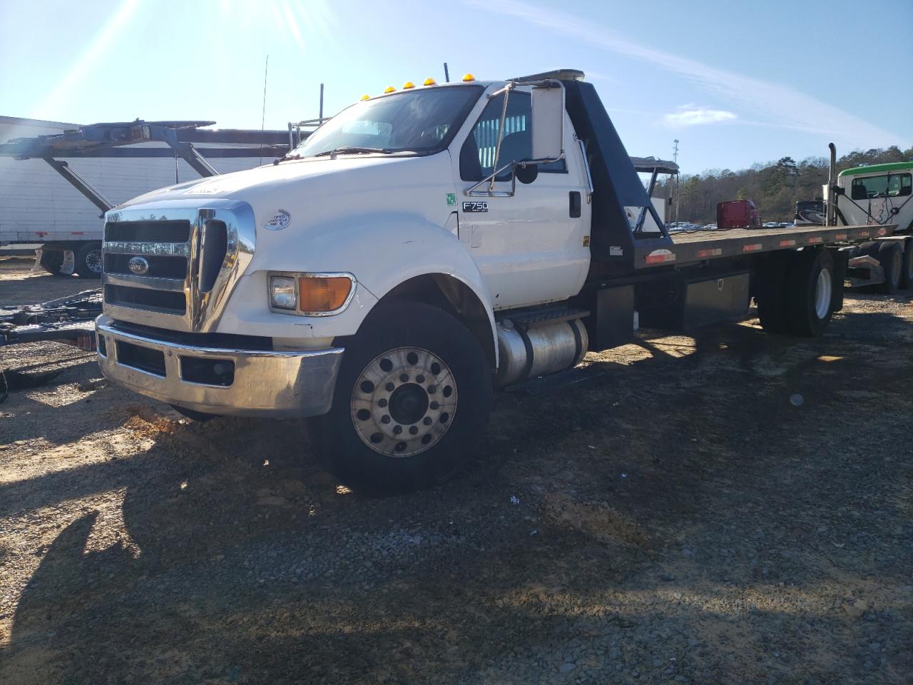 Image 2 of 2013 FORD F750 SUPER DUTY 2013 with VIN 3FRXF7FC1DV018045