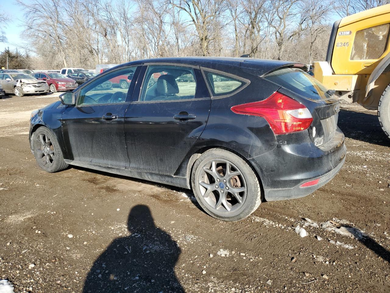 Image 2 of 2013 FORD FOCUS SE 2013 with VIN 1FADP3K29DL114828