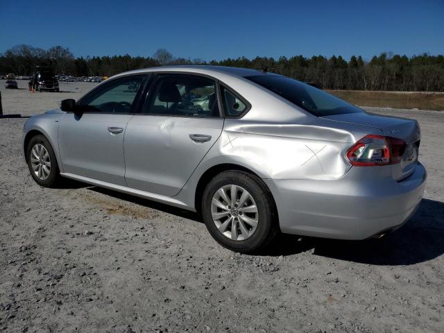 Obraz 2 z 2015 VOLKSWAGEN PASSAT S 2015 z VIN 1VWAT7A30FC011081