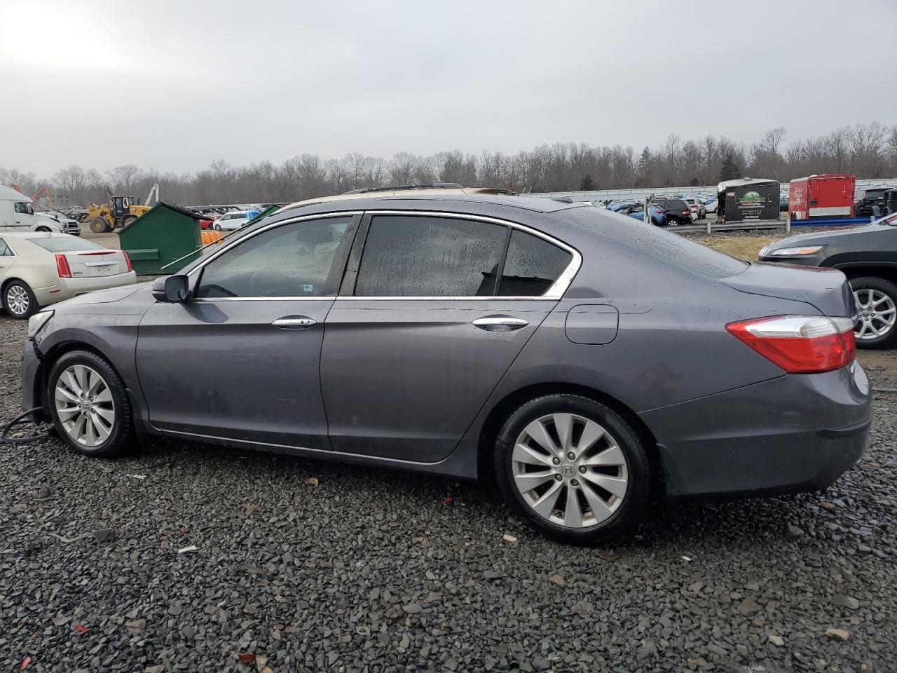 Изображение 2 2015 HONDA ACCORD EXL 2015 с VIN 1HGCR2F87FA104940