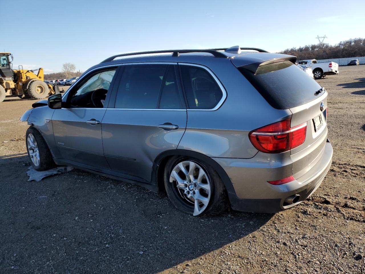 Obraz 2 z 2013 BMW X5 XDRIVE35I 2013 z VIN 5UXZV4C57D0B20294