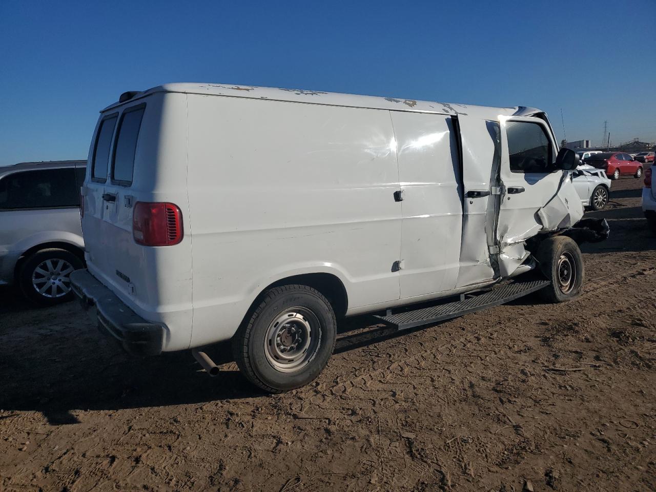 Image 3 of 2001 DODGE RAM VAN B2500 2001 with VIN 2B7JB21Y31K516433