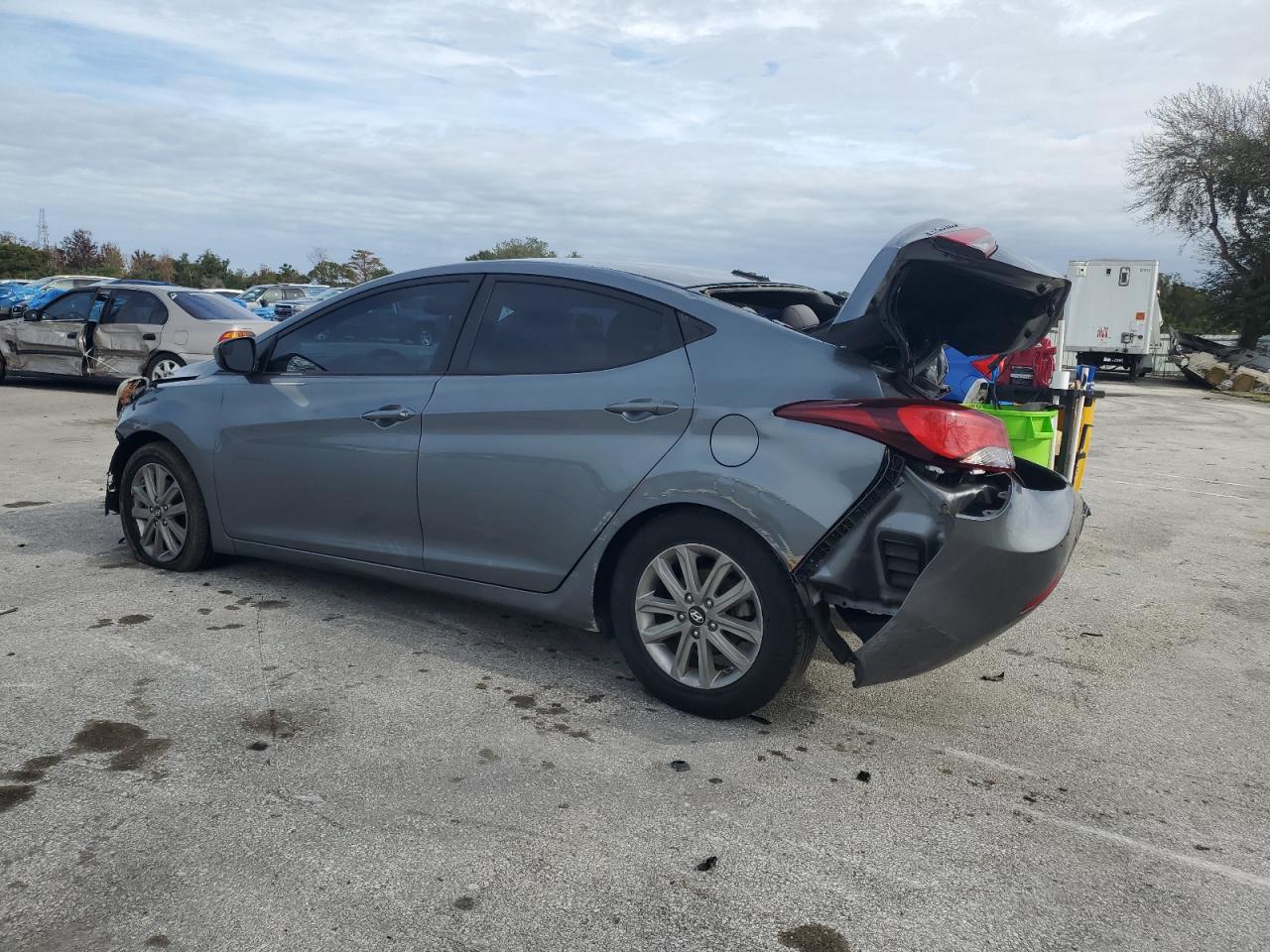 Image 2 of 2016 HYUNDAI ELANTRA SE 2016 with VIN KMHDH4AEXGU568315