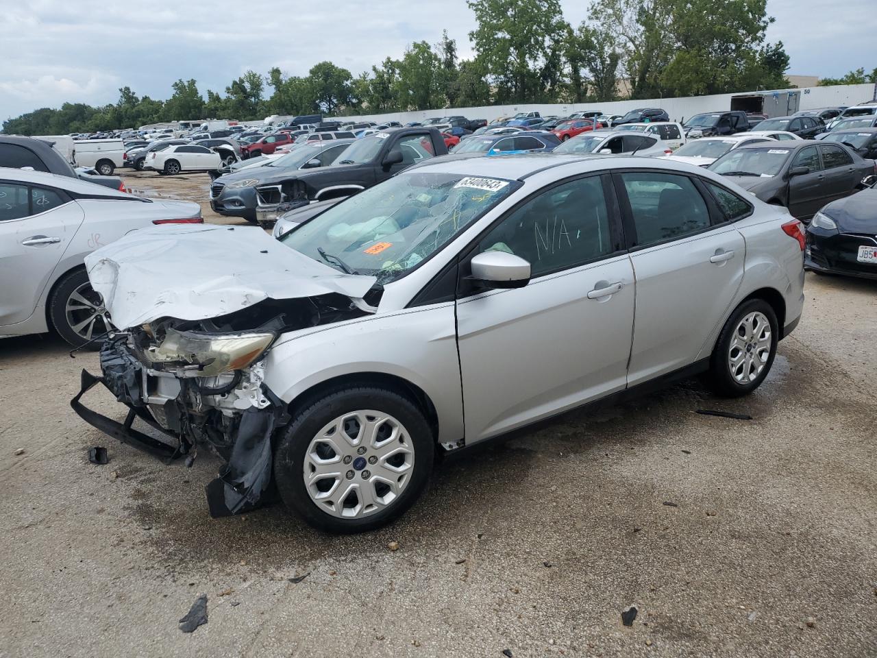 Image 1 of 2012 FORD FOCUS SE 2012 with VIN 1FAHP3F29CL414153