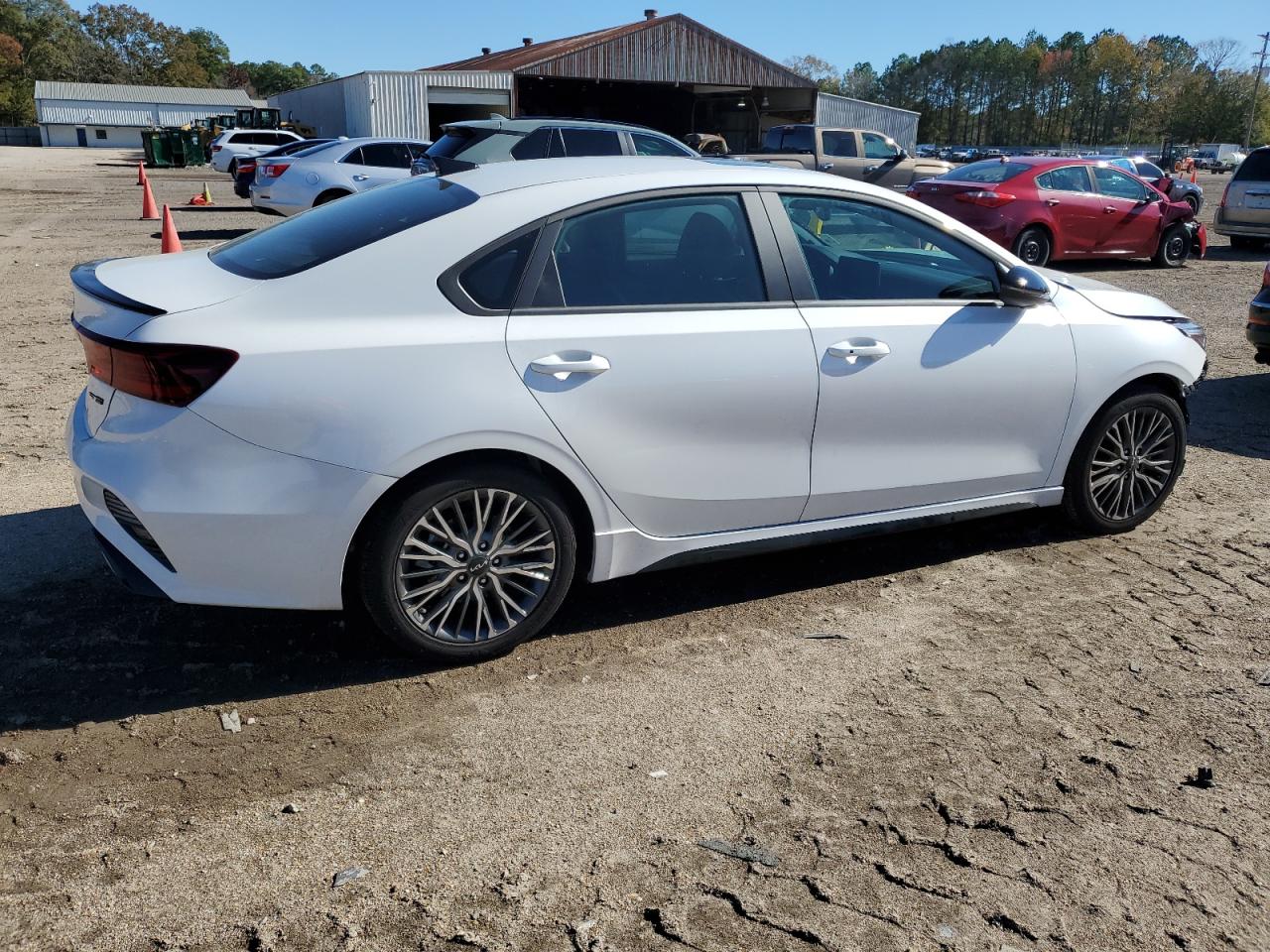 Изображение 3 2023 KIA FORTE GT LINE 2023 с VIN 3KPF54AD2PE650809