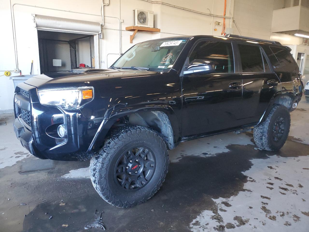 2018 TOYOTA 4RUNNER SR5/SR5 PREMIUM 2018 image