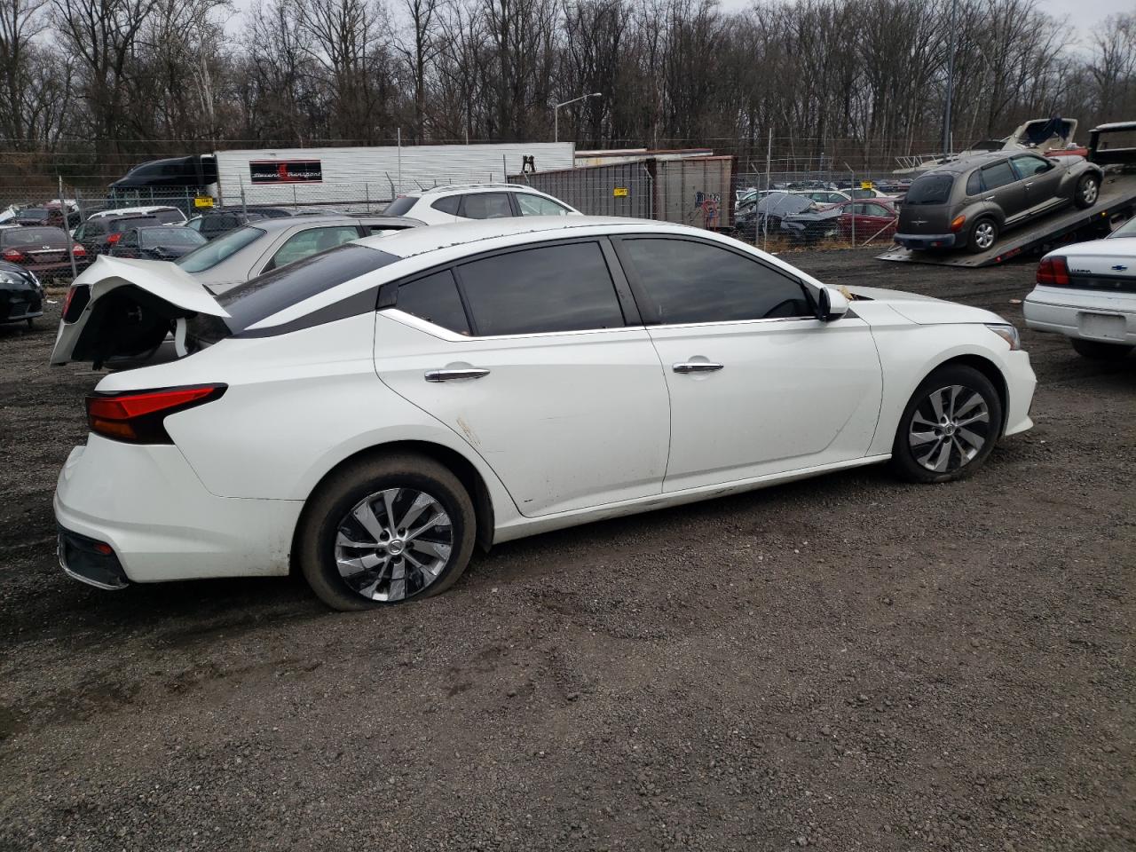 Изображение 3 2020 NISSAN ALTIMA S 2020 с VIN 1N4BL4BV0LC248063