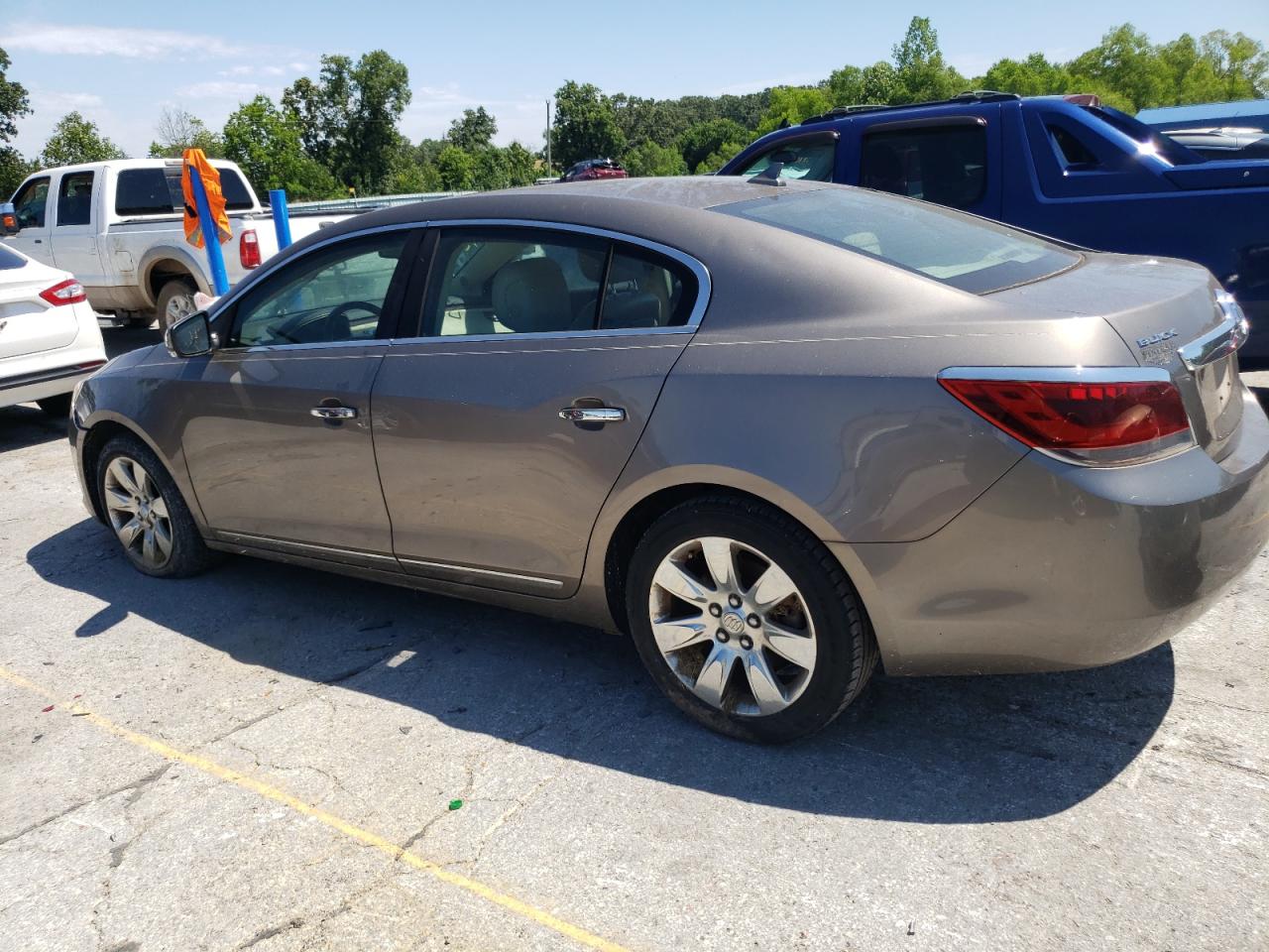 Obraz 2 z 2011 BUICK LACROSSE CXL 2011 z VIN 1G4GC5EDXBF309923