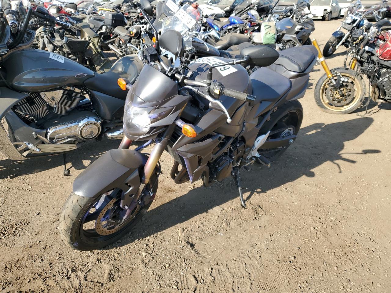 Image 2 of Suzuki Gsx-S750 2015 with VIN JS1GR7NA8F2100434