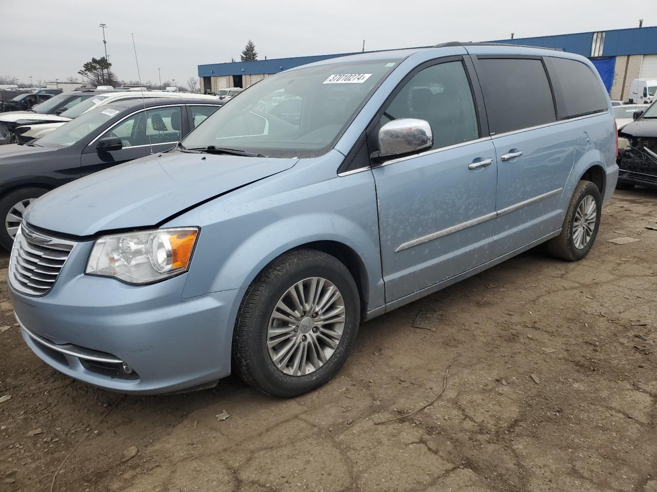 2013 CHRYSLER TOWN & COUNTRY TOURING L 2013 image