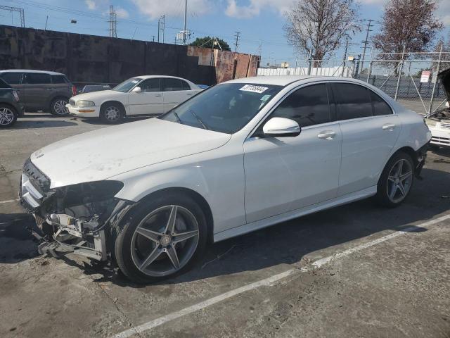 Obraz 1 z 2015 MERCEDES-BENZ C 300 4MATIC 2015 z VIN 55SWF4KB9FU036843
