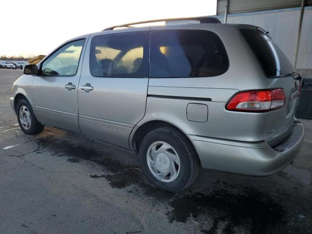 Image 2 of 2001 TOYOTA SIENNA LE 2001 with VIN 4T3ZF13C71U369646