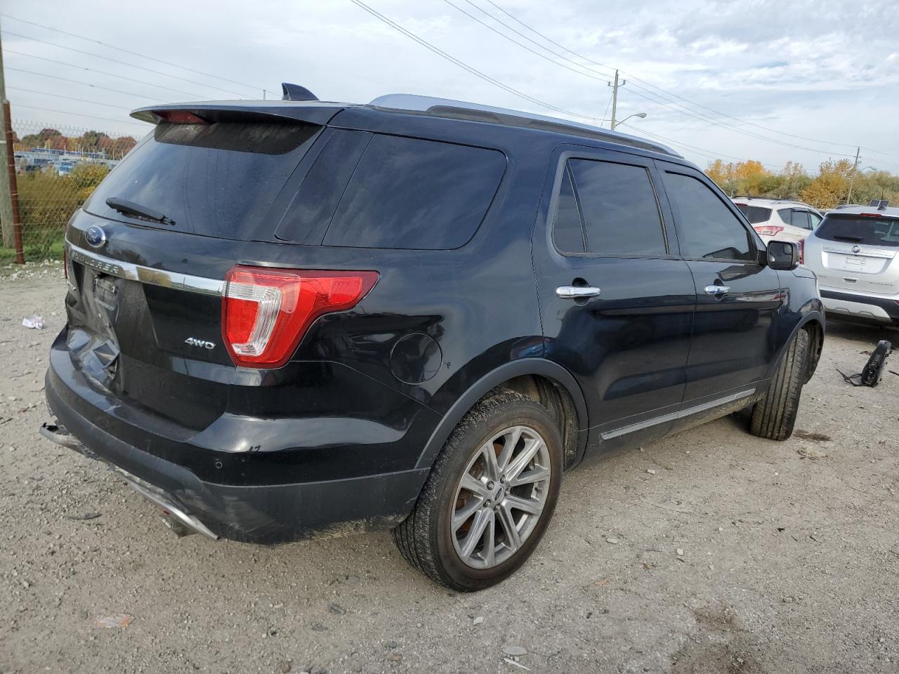 Image 3 of 2016 FORD EXPLORER LIMITED 2016 with VIN 1FM5K8F80GGC27066