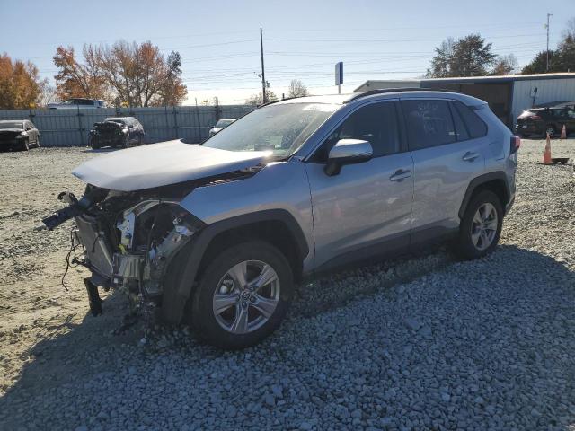 Image 1 of 2022 TOYOTA RAV4 XLE 2022 with VIN 2T3RWRFV2NW139000