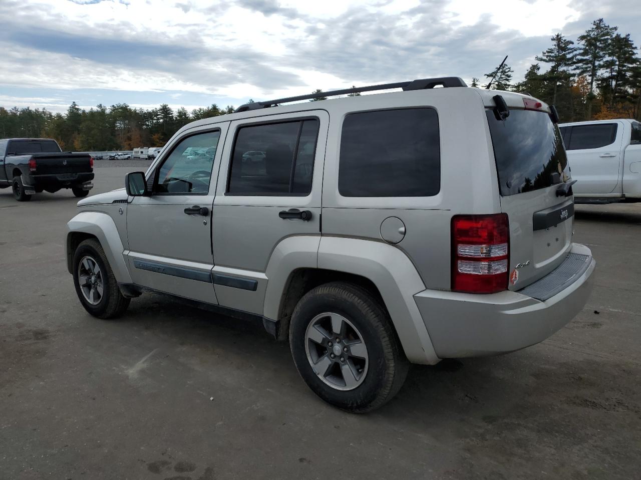 Image 2 of 2008 JEEP LIBERTY SPORT 2008 with VIN 1J8GN28K58W244584