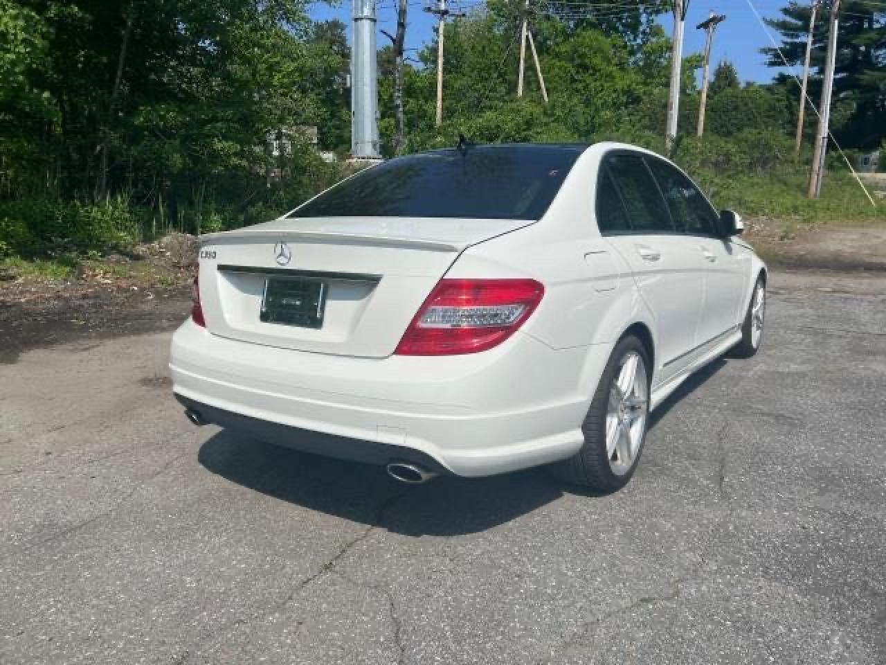 Image 3 of 2008 MERCEDES-BENZ C 350 2008 with VIN WDDGF56XX8F141154